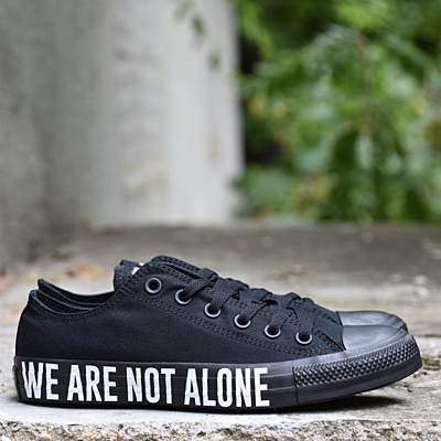 Seminar Uheldig Overgivelse CHUCK TAYLOR ALL STAR WE ARE NOT ALONE Boty | FORSIZE.CZ
